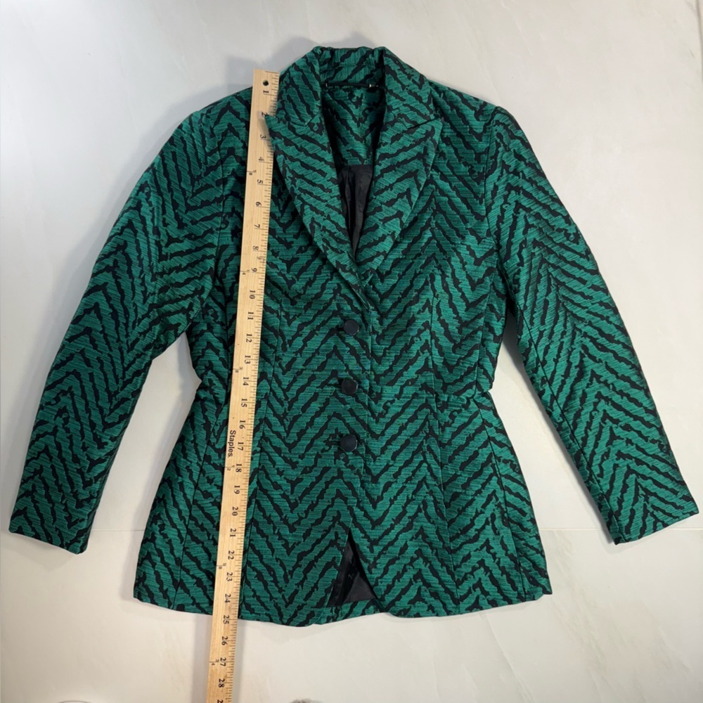 Emerald‎ Green Textured Blazer – Size 32 – Statement Zebra Jacquard Pattern - Picture 2 of 12